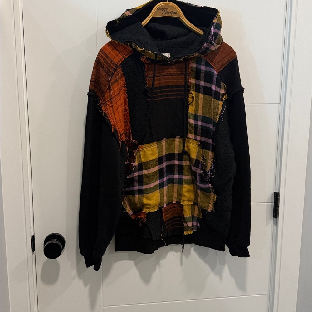 BDG Black Fleece hooded sweater size XS - Picture 2 of 9